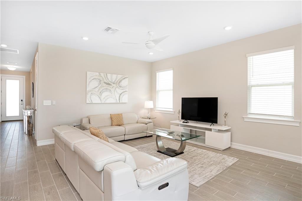 14541 Stern Way Property Photo 2
