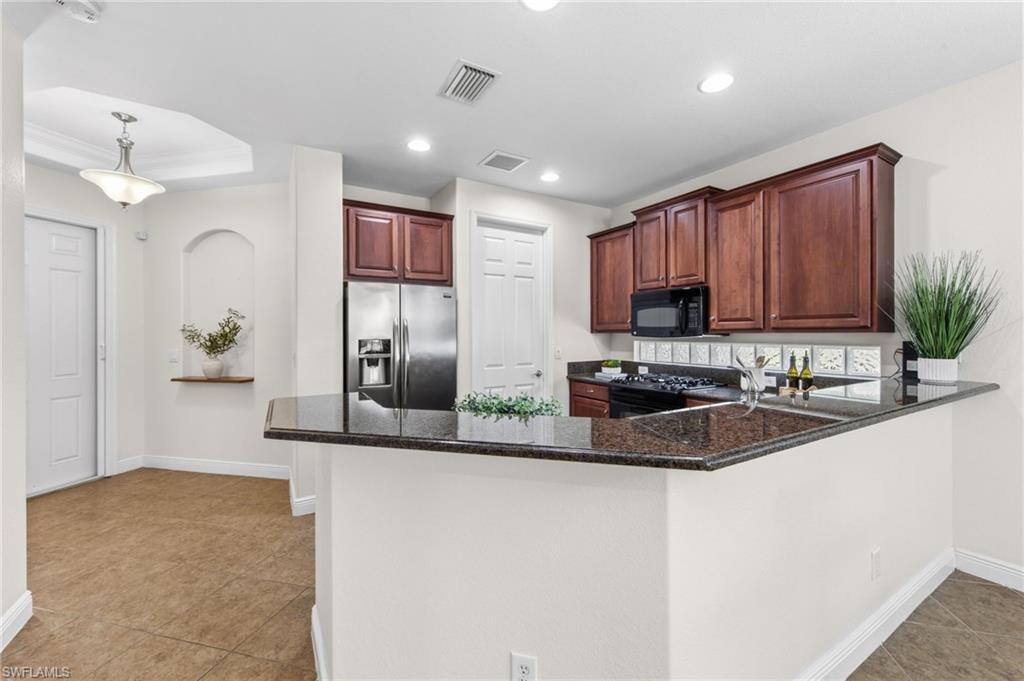 9213 Astonia Way Property Photo 18