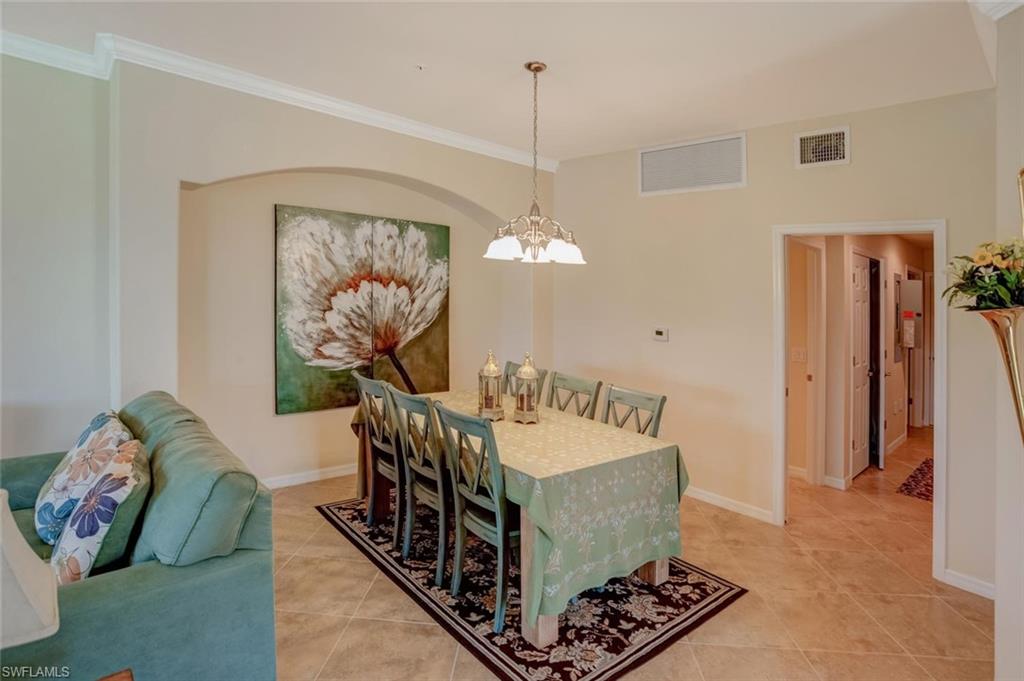 9126 Napoli Ct 101 Property Photo 6