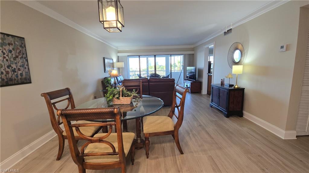 12945 Vanderbilt Dr 402 Property Photo 12