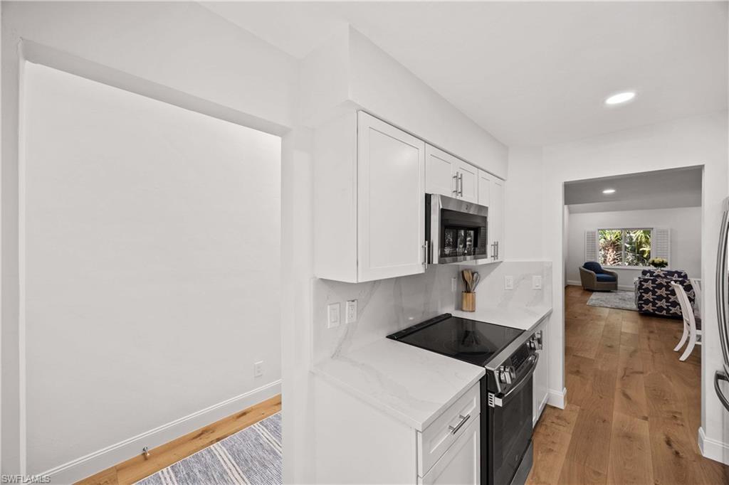 375 8th Ave S D Property Photo 6