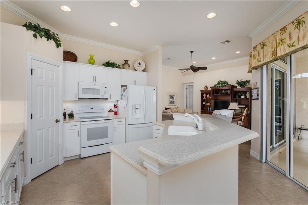 6845 Bent Grass Dr Property Photo 11