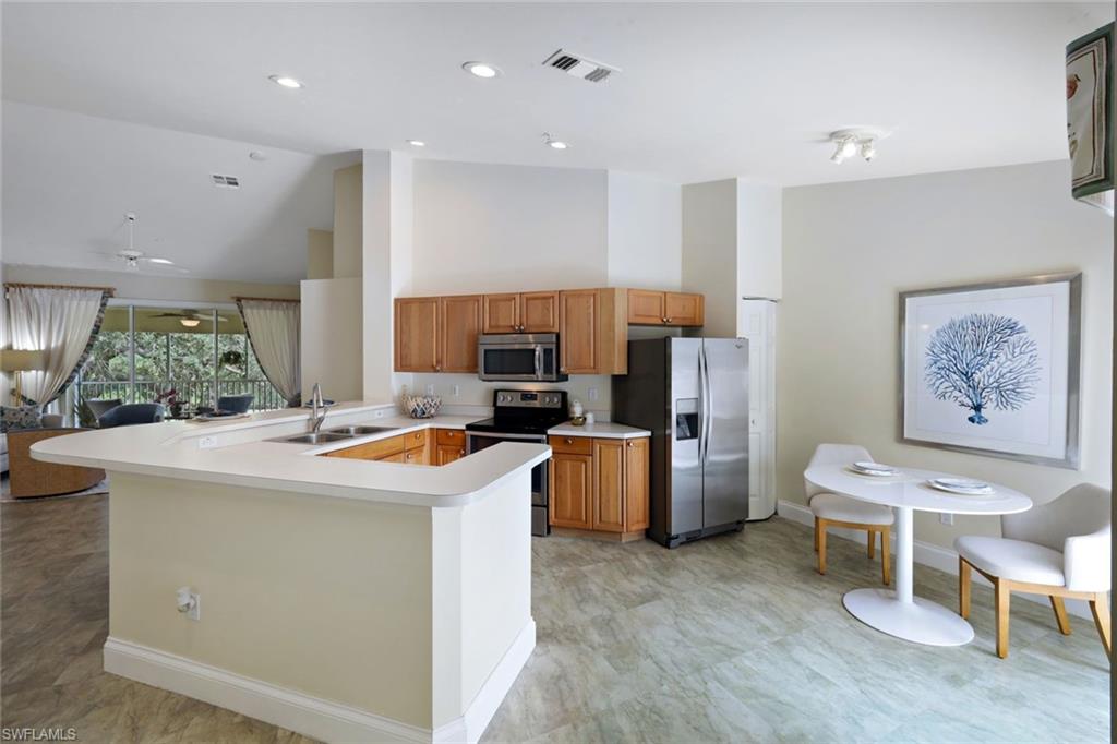4940 Deerfield Way 201 Property Photo 11
