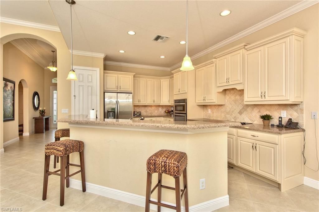 7755 Martino Cir Property Photo 8