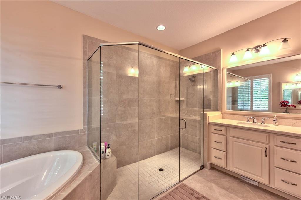 7755 Martino Cir Property Photo 15