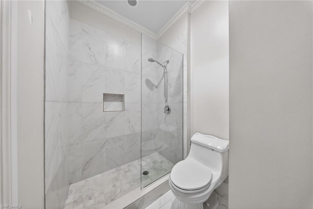 9730 Springlake Cir Property Photo 25
