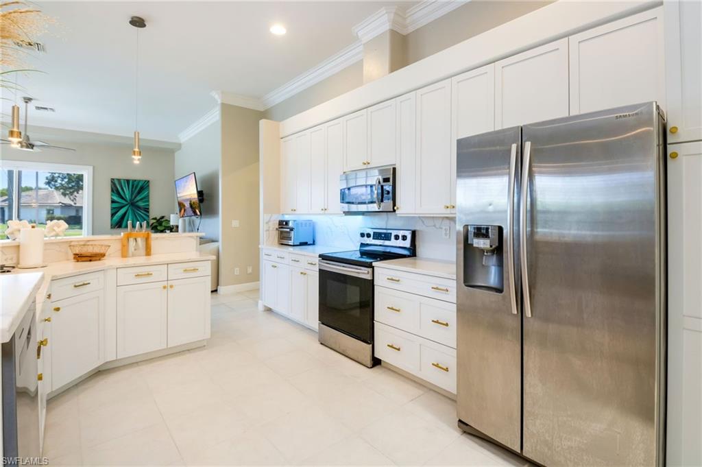11723 Longshore Way E Property Photo 15