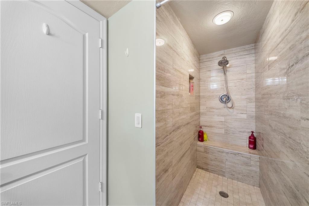 13160 Whitehaven Ln 121 Property Photo 22