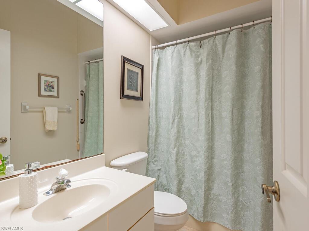 130 Amblewood Ln 8-801 Property Photo 11