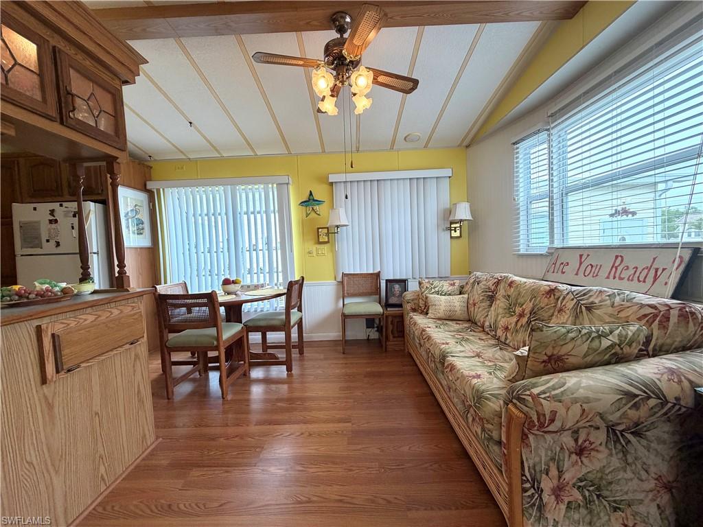4701 Candlestick Ct W Property Photo 6