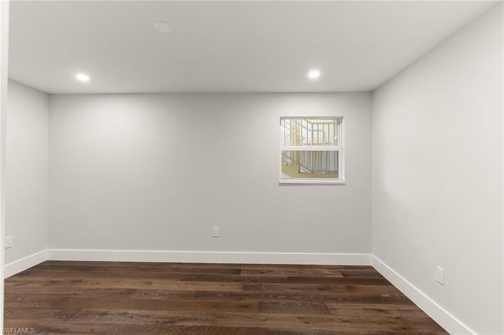 2850 Gulf Shore Blvd N 106 Property Photo 14
