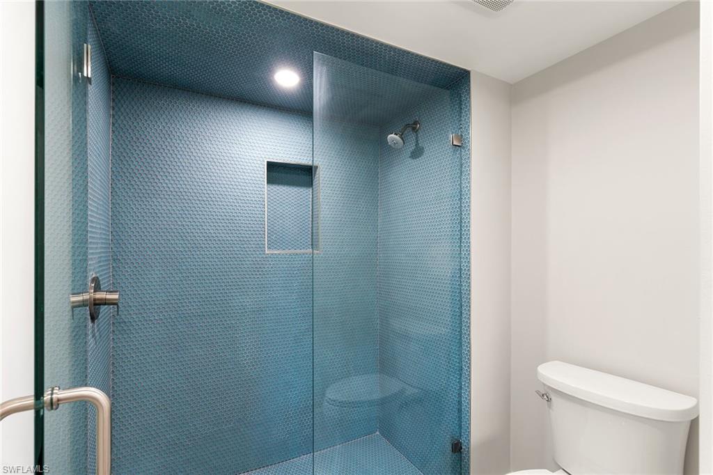 2850 Gulf Shore Blvd N 106 Property Photo 19