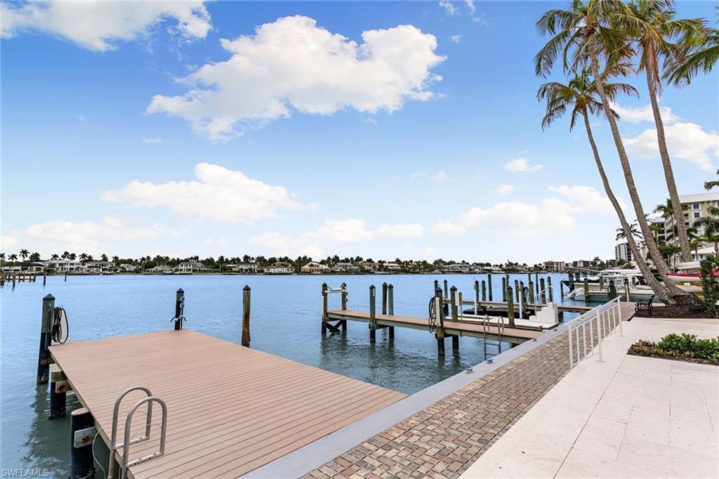 2850 Gulf Shore Blvd N 106 Property Photo 26