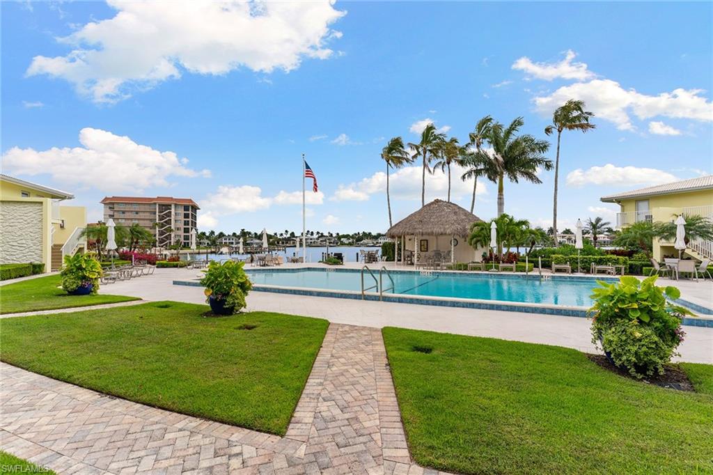 2850 Gulf Shore Blvd N 106 Property Photo 29
