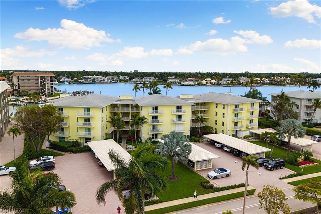 2850 Gulf Shore Blvd N 106 Property Photo 35