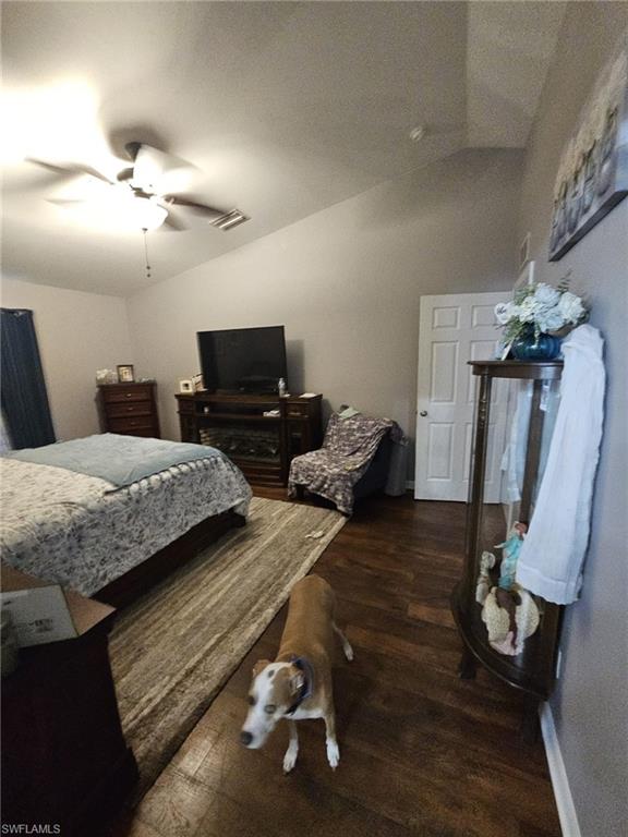 1206 Trafalgar Pkwy Property Photo 17