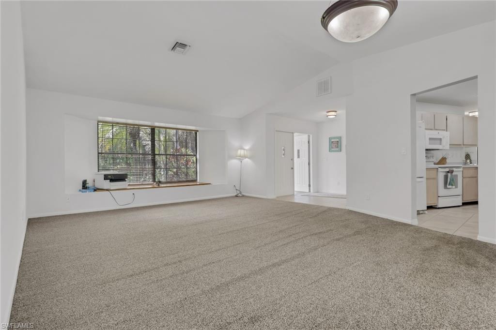 760 1st St Nw Property Photo 8