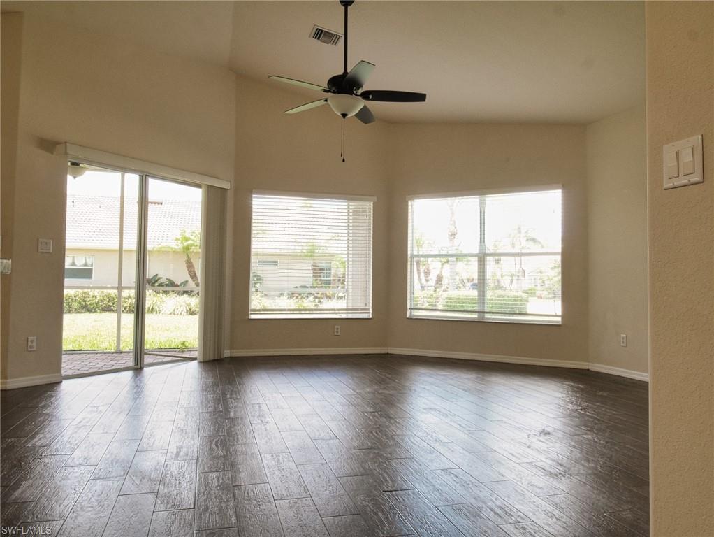 9071 Astonia Way Property Photo 8