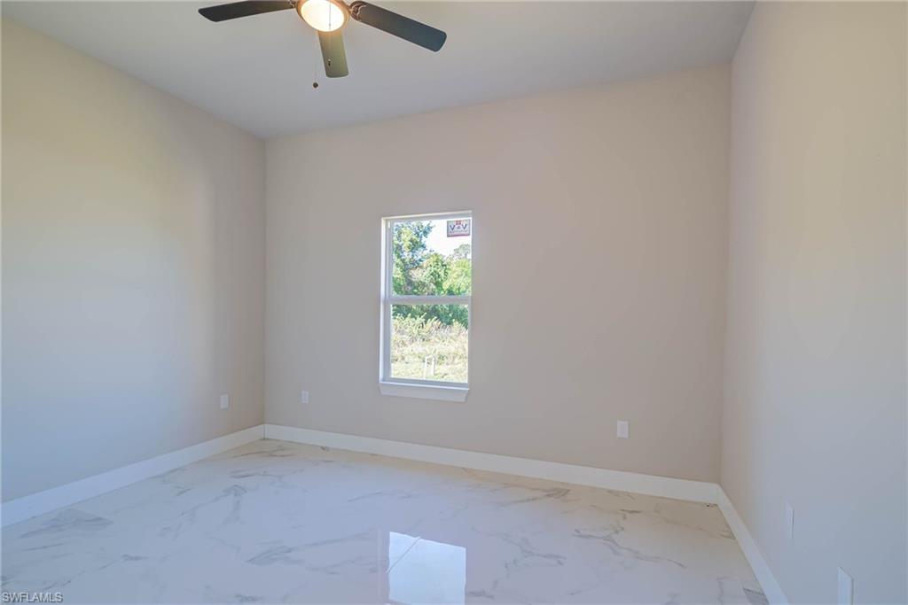 2023 Robert Ave Property Photo 14