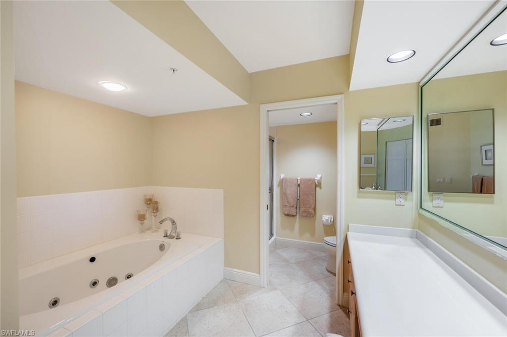 20 Seagate Dr 803 Property Photo 26