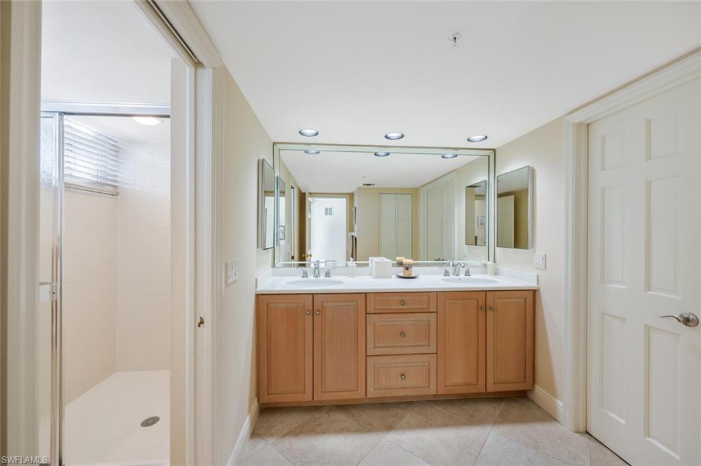 20 Seagate Dr 803 Property Photo 32