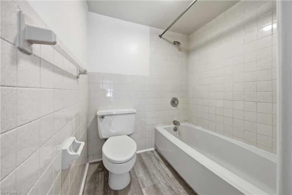 788 Park Shore Dr A11 Property Photo 21