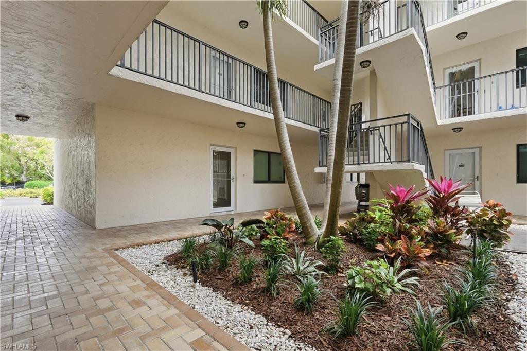 788 Park Shore Dr A11 Property Photo 26