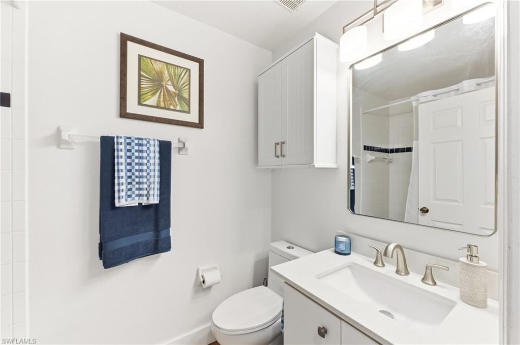 6930 Huntington Lakes Cir 203 Property Photo 14