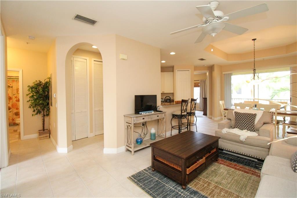 1360 Sweetwater Cv 202 Property Photo 14