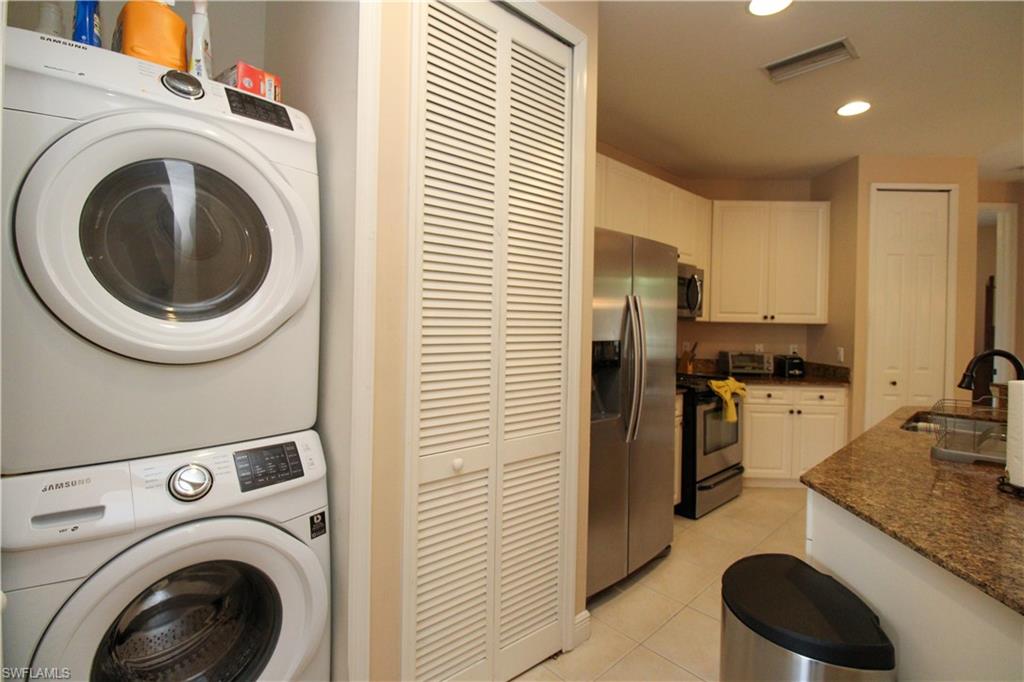 1360 Sweetwater Cv 202 Property Photo 30