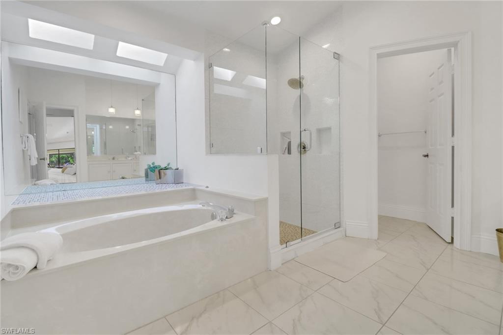 2293 Royal Ln Property Photo 19