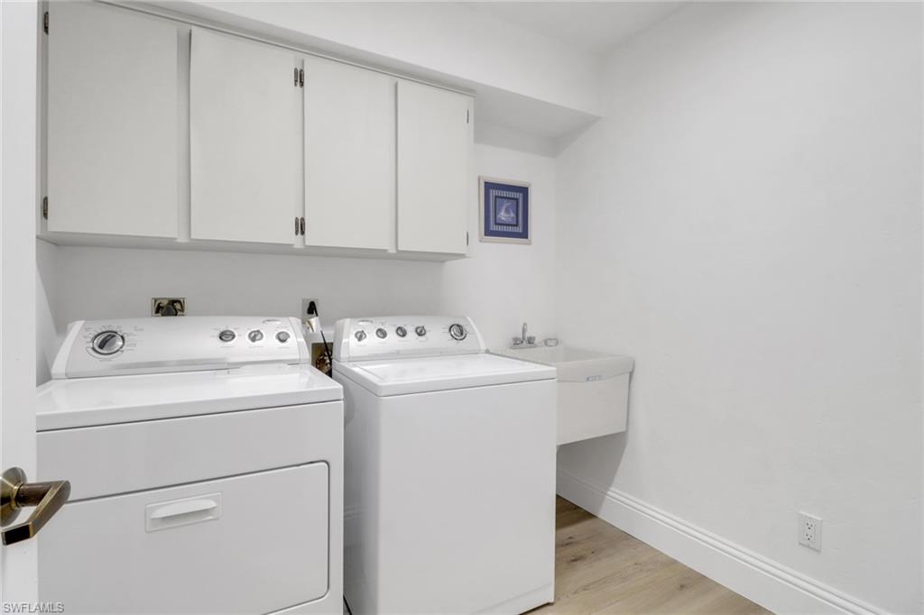 2293 Royal Ln Property Photo 24
