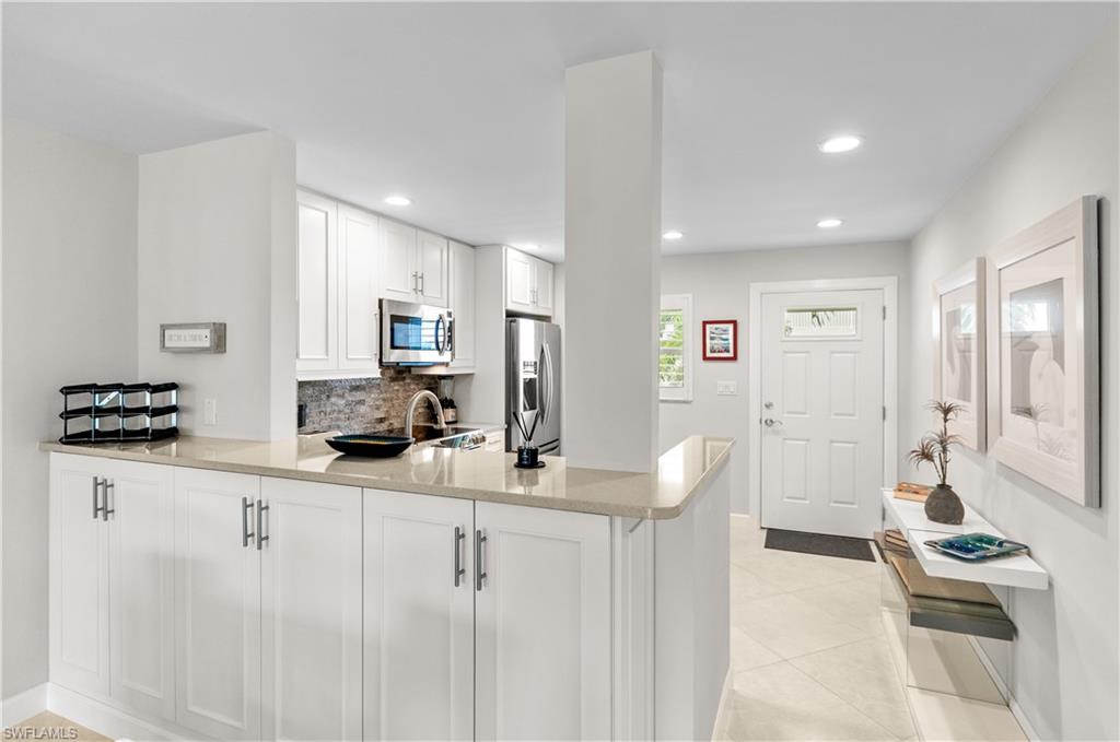 3150 Binnacle Dr Se 209 - 2j Property Photo 4
