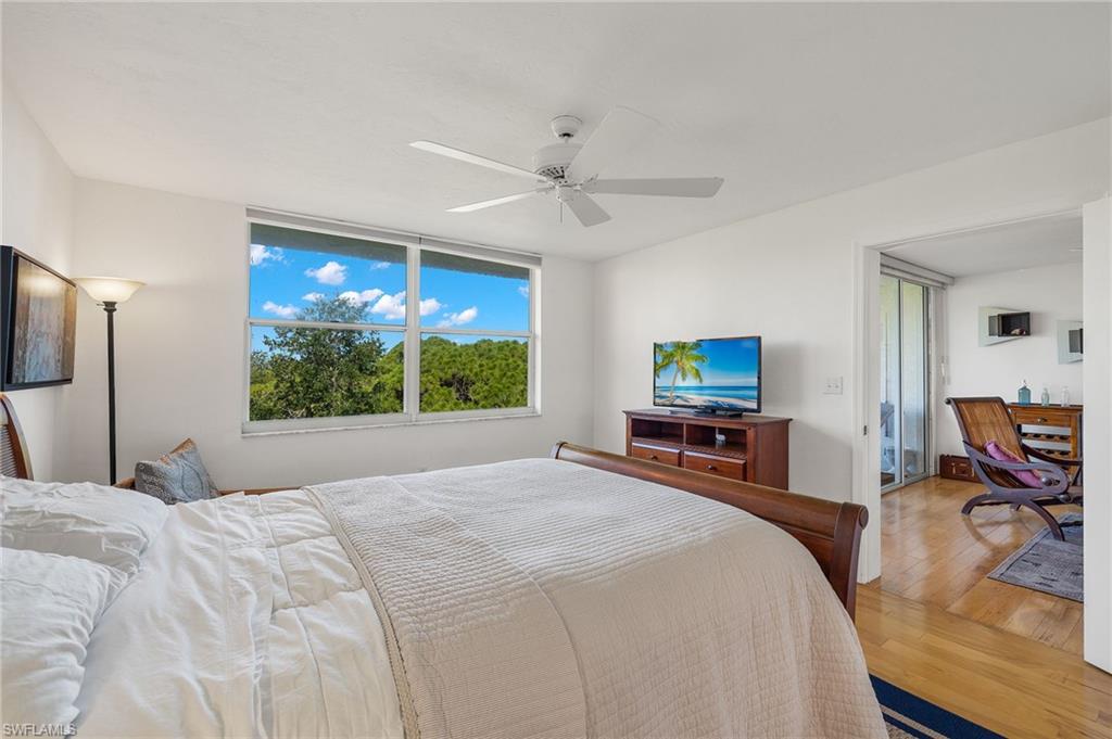 290 Naples Cove Dr 2602 Property Photo 17