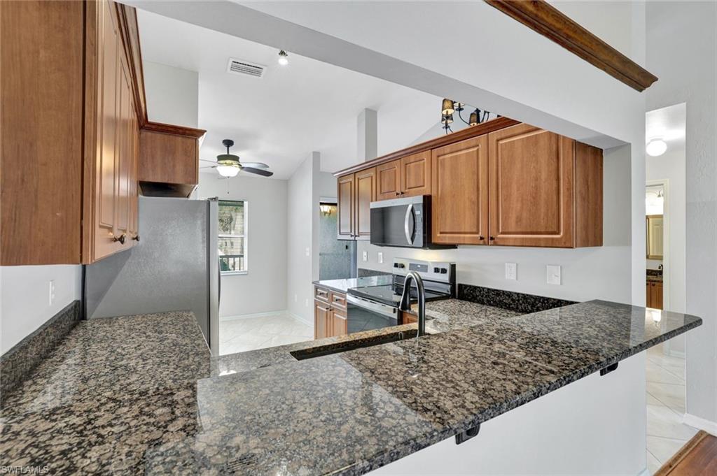 120 Pebble Shores Dr 205 Property Photo 7