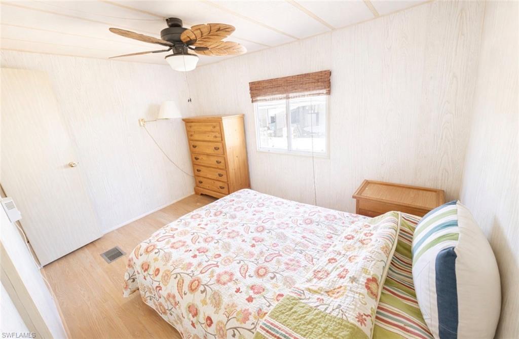26110 Princess Ln Property Photo 8