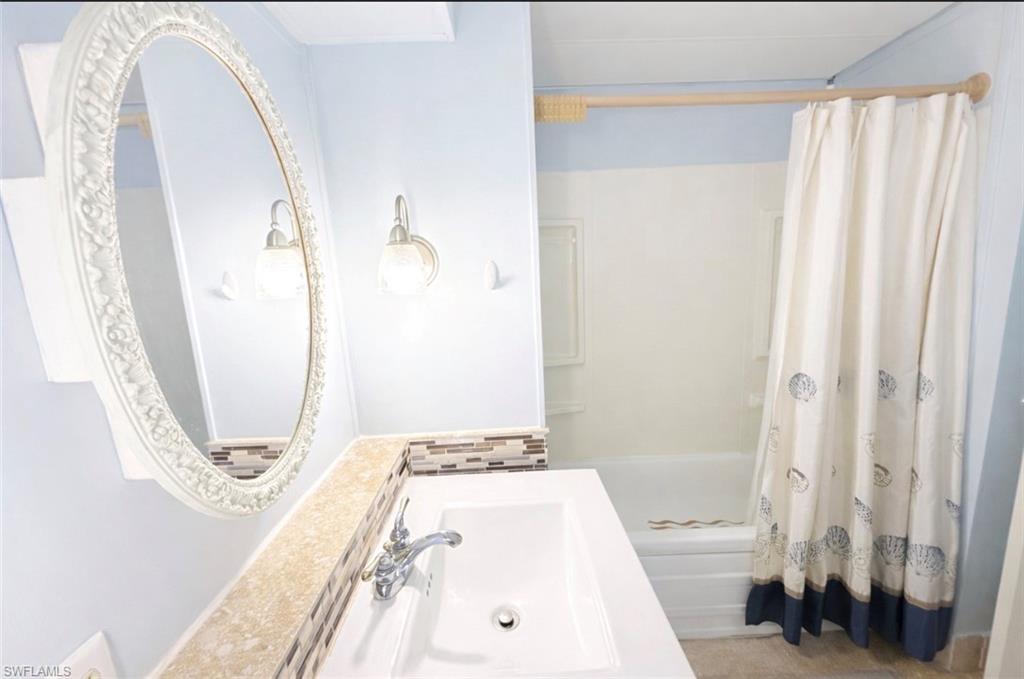26110 Princess Ln Property Photo 10