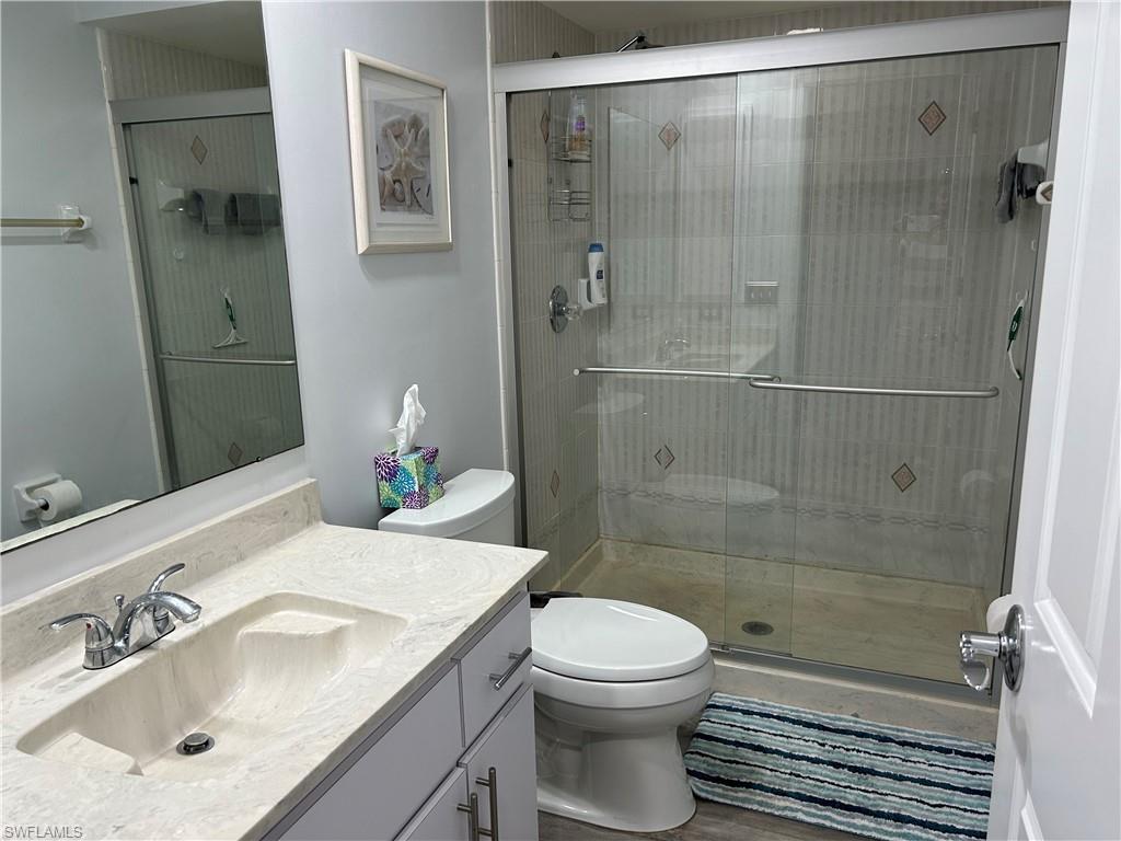 509 Roma Ct 201 Property Photo 16