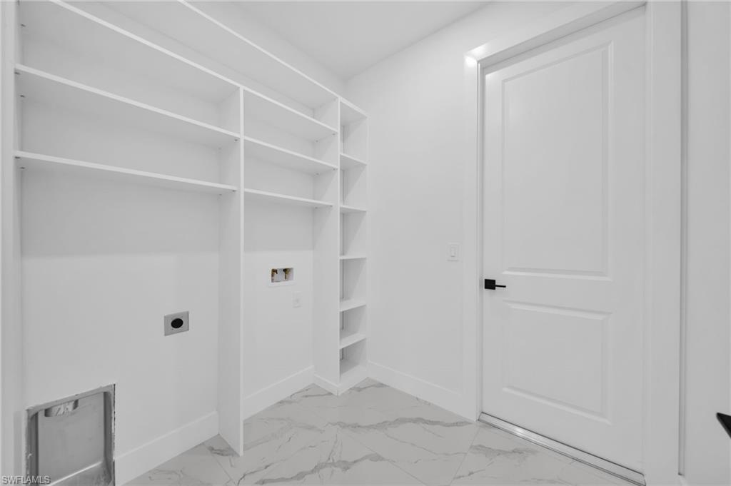 921 Chiquita Blvd N Property Photo 17