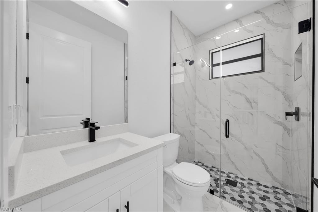 921 Chiquita Blvd N Property Photo 26