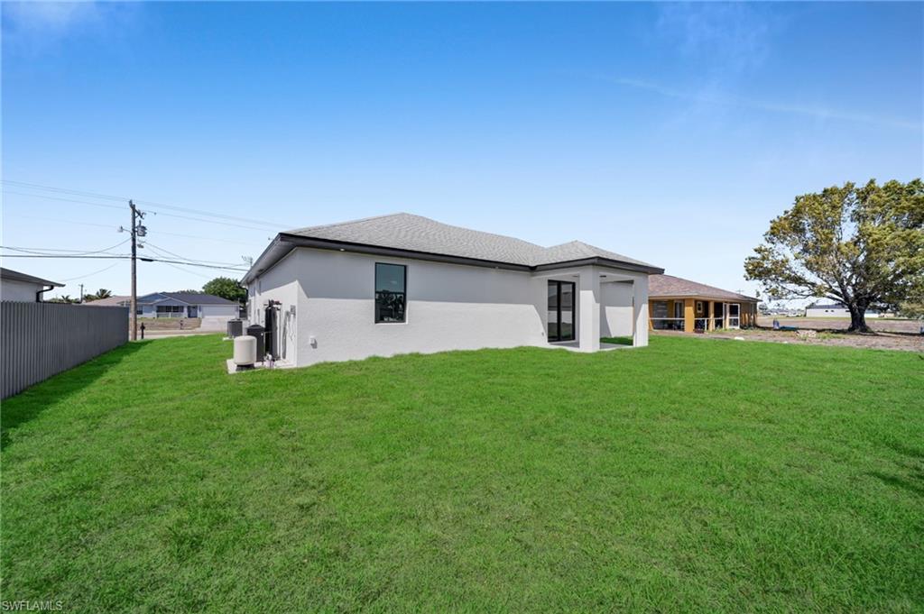 921 Chiquita Blvd N Property Photo 36