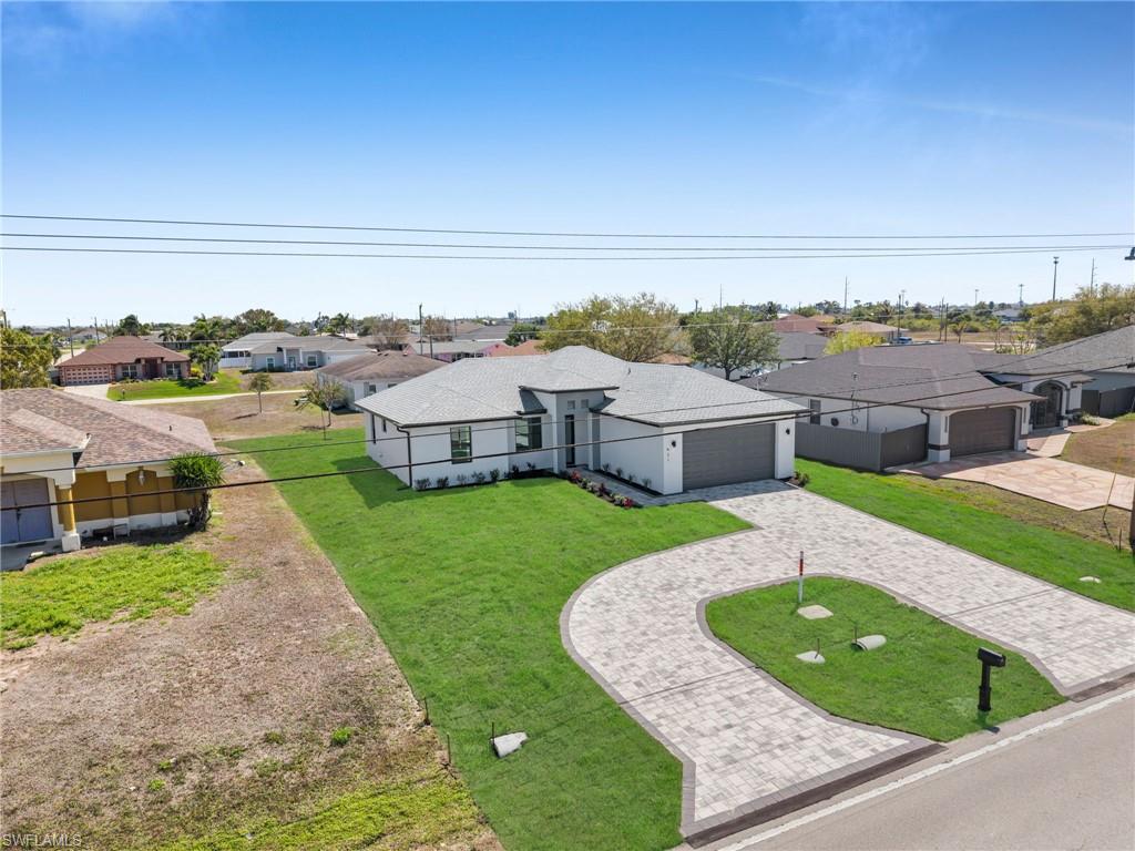 921 Chiquita Blvd N Property Photo 37