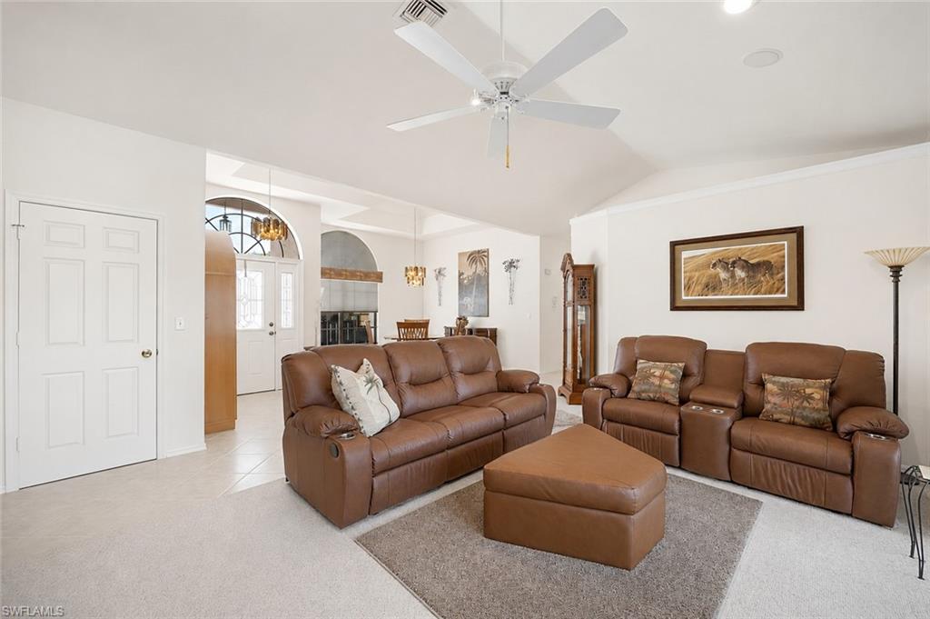 867 Saint Andrews Blvd Property Photo 8