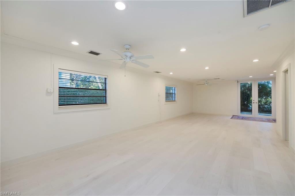 1225 Sandpiper St Property Photo 21