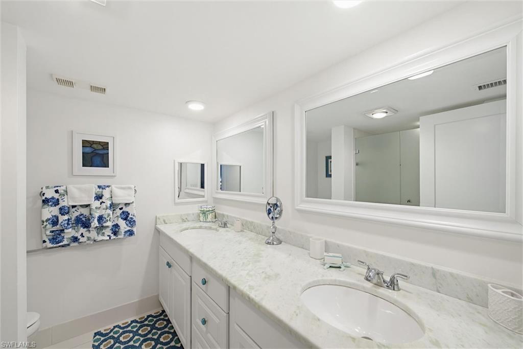 6000 Pelican Bay Blvd N C203 Property Photo 10