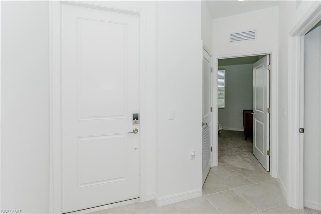 18461 Copperhead Ct N 431 Property Photo 9