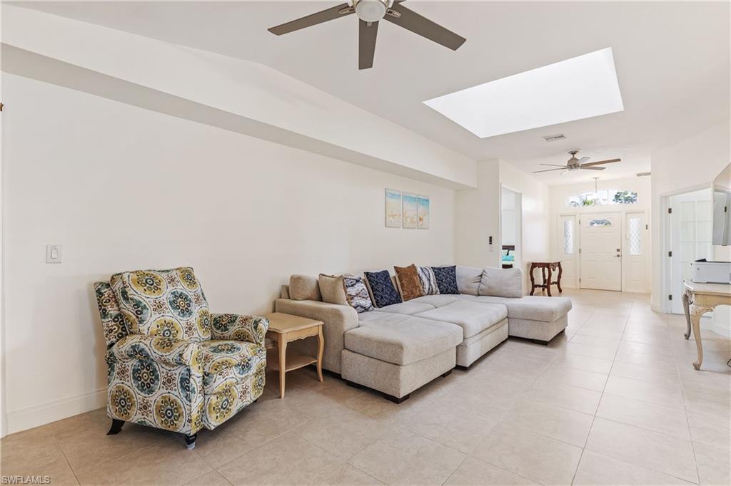 1781 Embarcadero Way Property Photo 8
