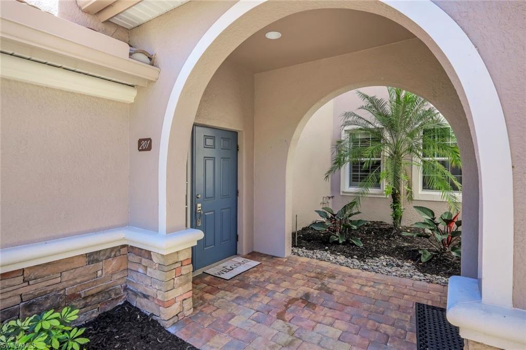 8835 Nautical Landing Cir 201 Property Photo 5