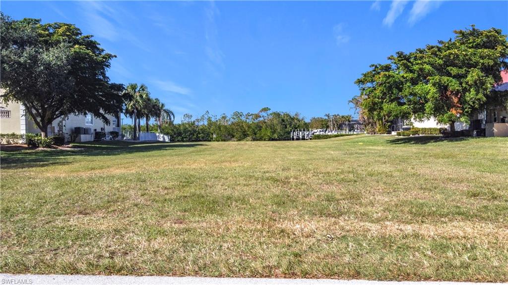 3227 Purple Martin Dr Property Photo 7