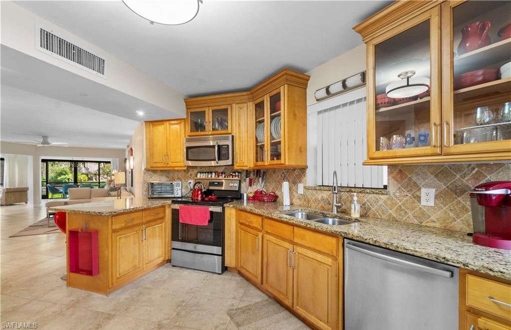 5890 Via Lugano 101 Property Photo 5